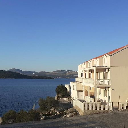 Apartments By The Sea Cove Pjestata, Peljesac - 14440 Ston Exterior photo
