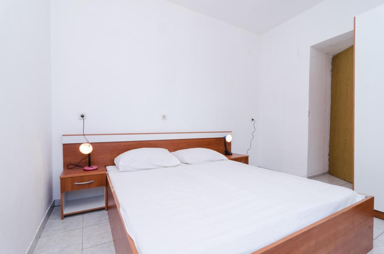Apartments By The Sea Cove Pjestata, Peljesac - 14440 Ston Exterior photo