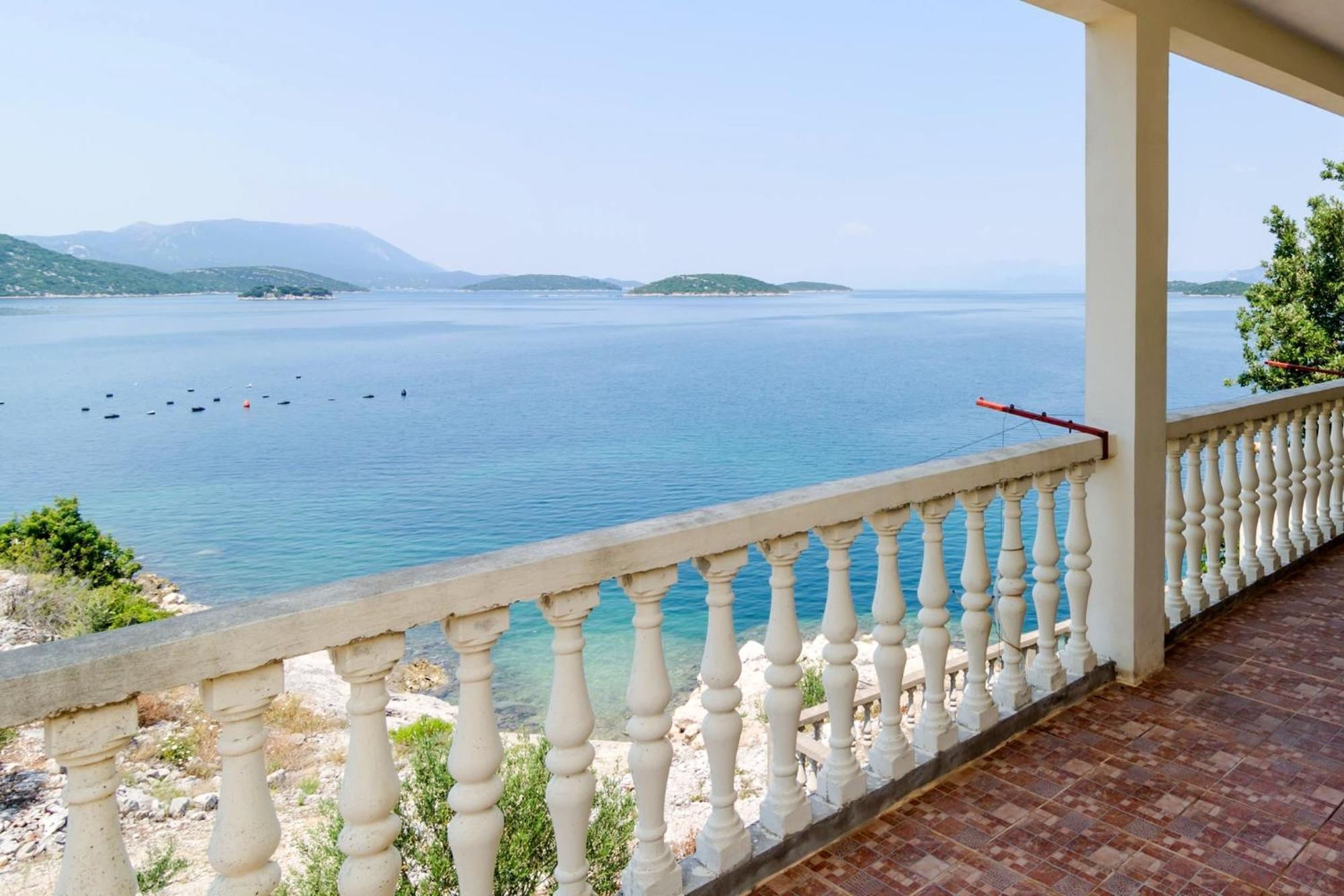 Apartments By The Sea Cove Pjestata, Peljesac - 14440 Ston Exterior photo