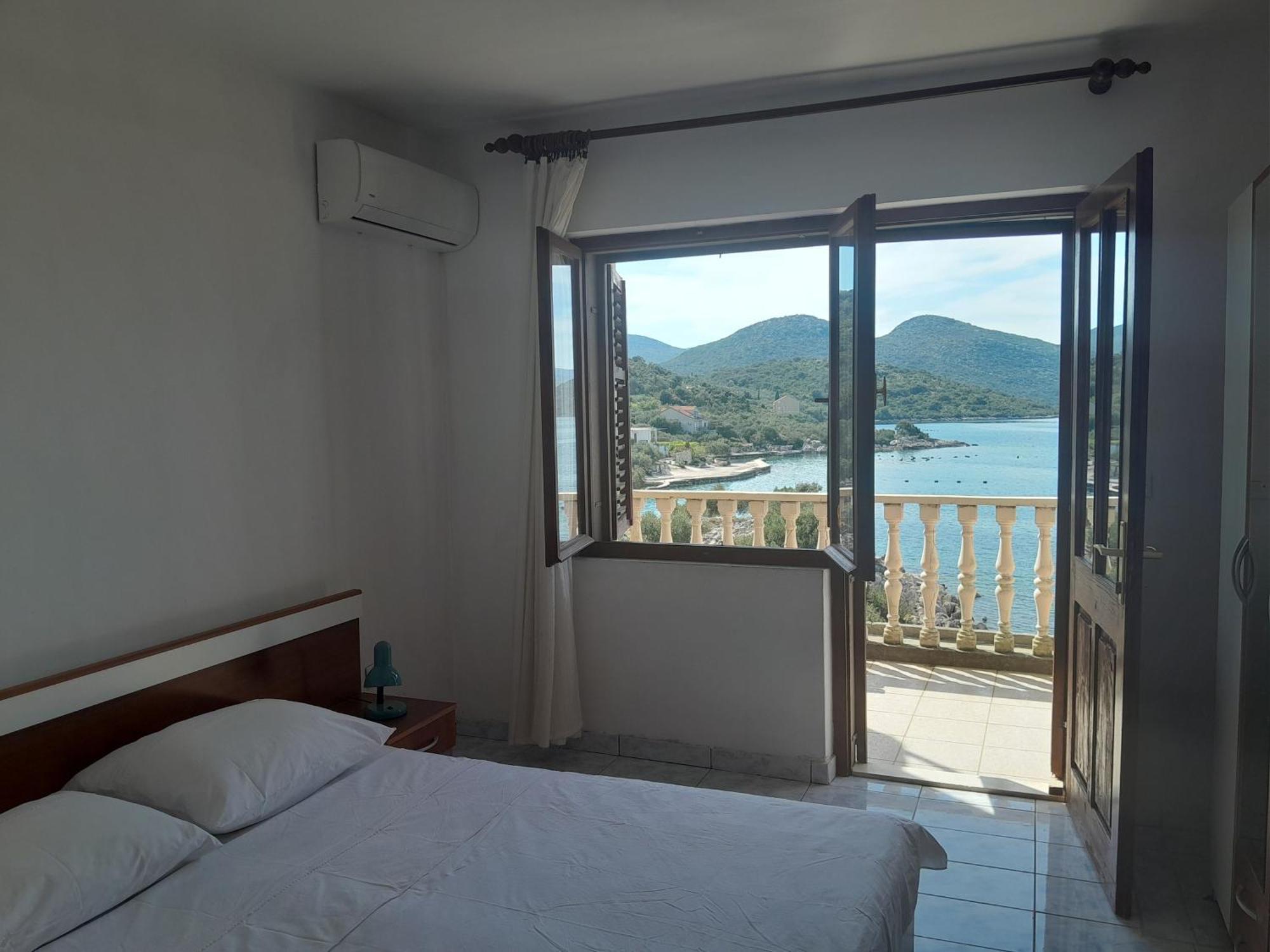 Apartments By The Sea Cove Pjestata, Peljesac - 14440 Ston Exterior photo